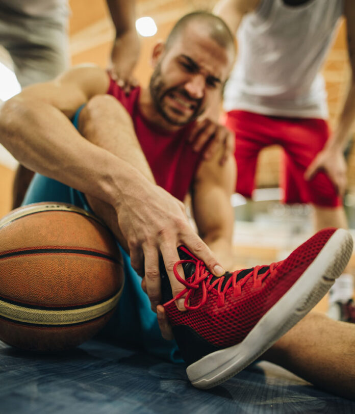 sports medicine doctor 